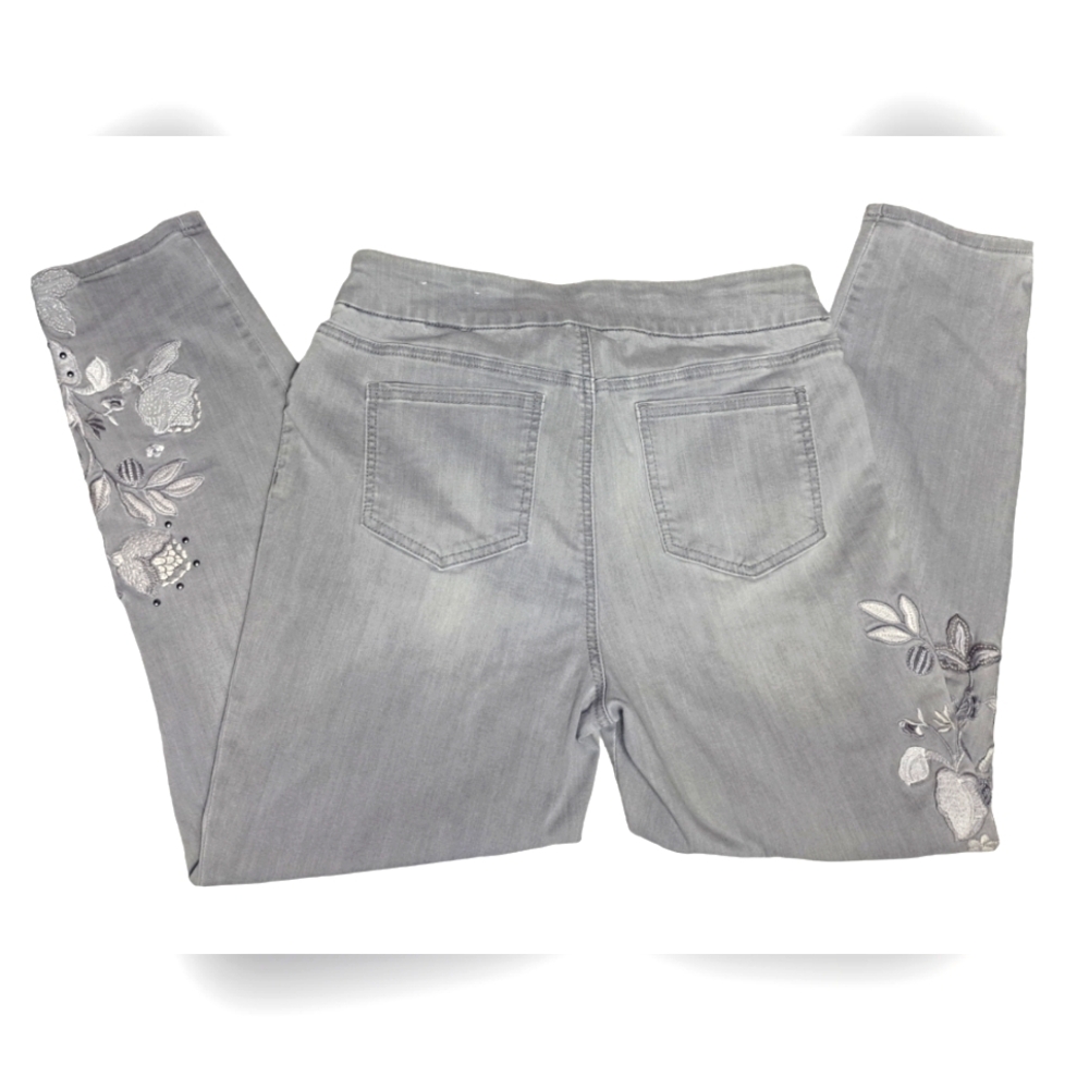 Chico's Light Gray Embroidered Jeggings - Picture 3 of 8